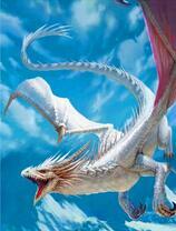 Белый дракон в голубом небе